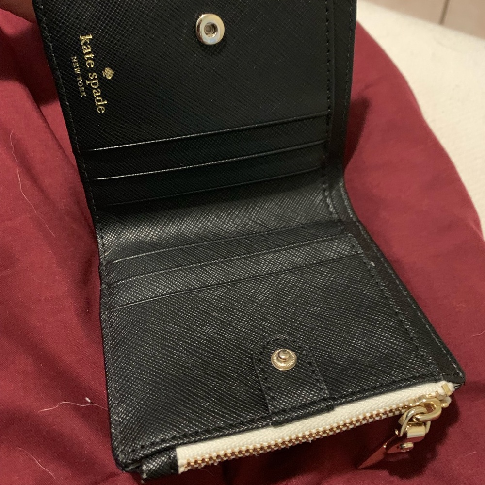 Kate Spade Wallet - Picture 5 of 7